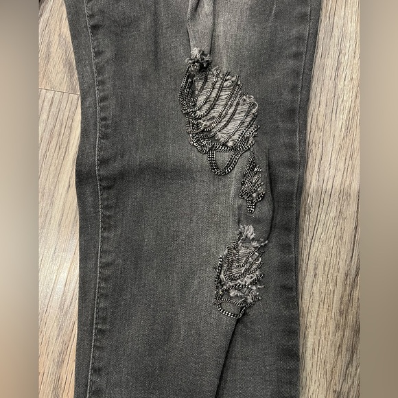 Nine West Gramercy skinny jeans. - Picture 3 of 8